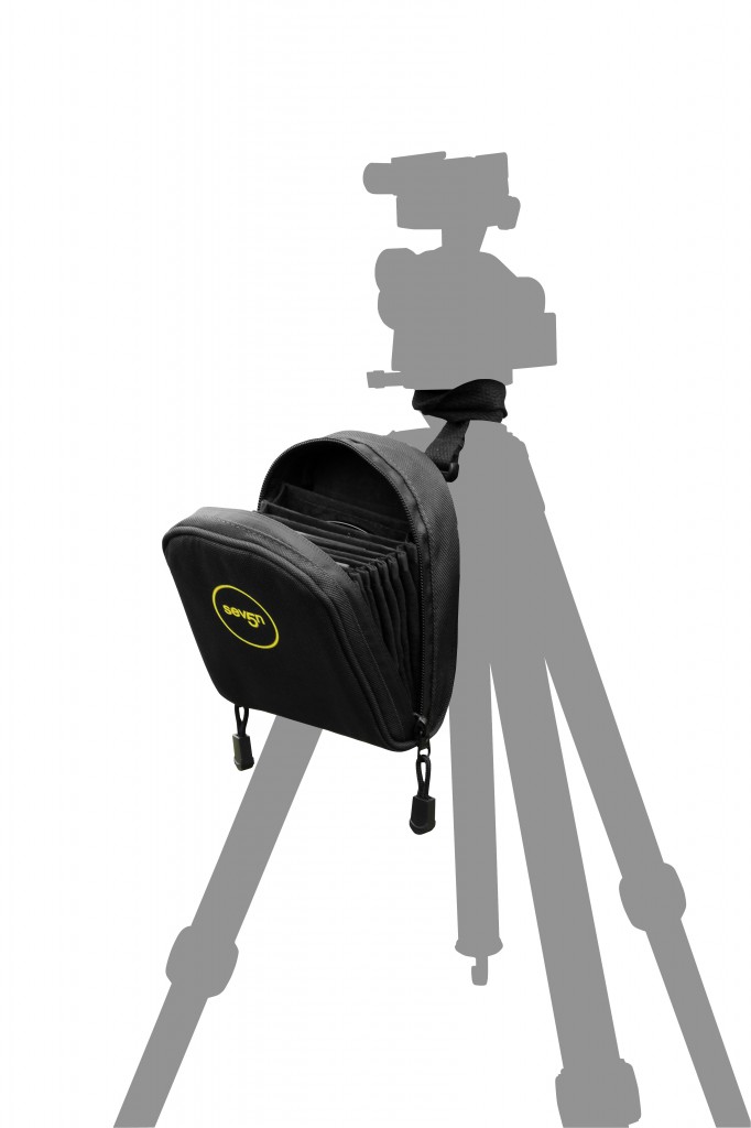 Seven5 System Pouch Black (tripod strap illustration)