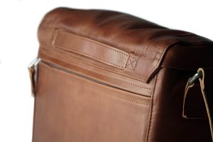 compagnon_medium_messenger_light_brown_109-5-5